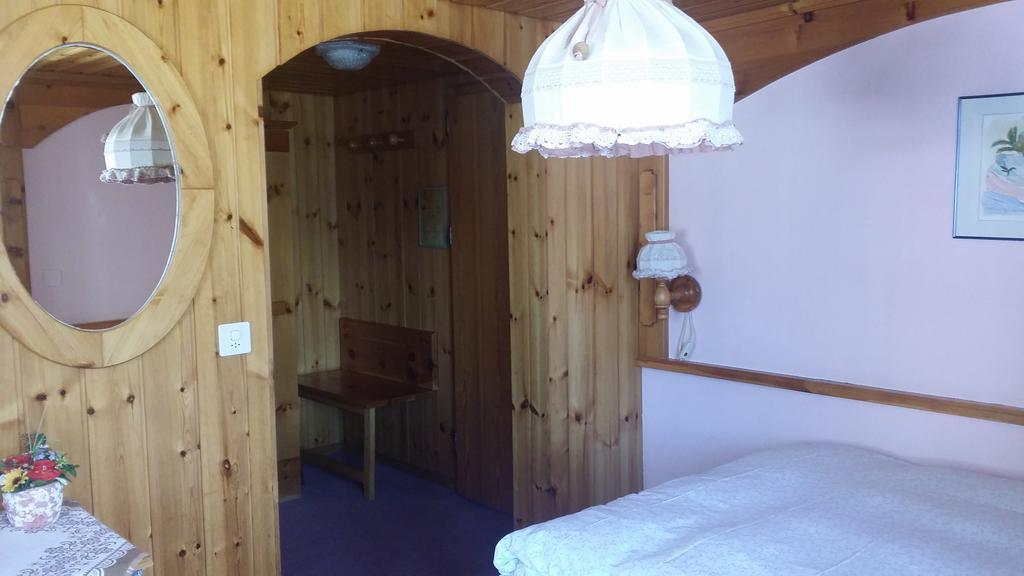 Alpine Budget Rooms by Täscherhof Zermatt Kamer foto